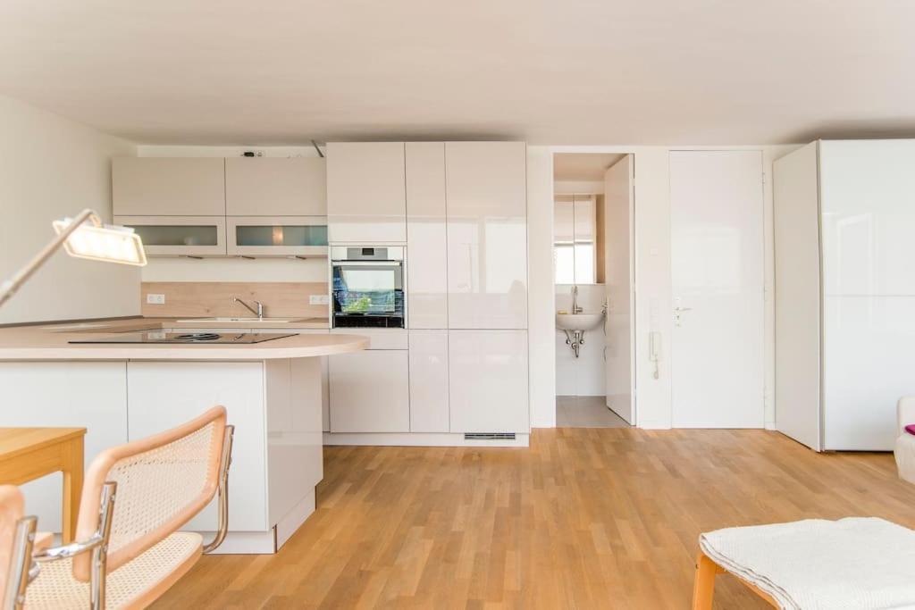 Modernes, Sonniges Appartement Im Herzen Von Duesseldorf Exteriér fotografie